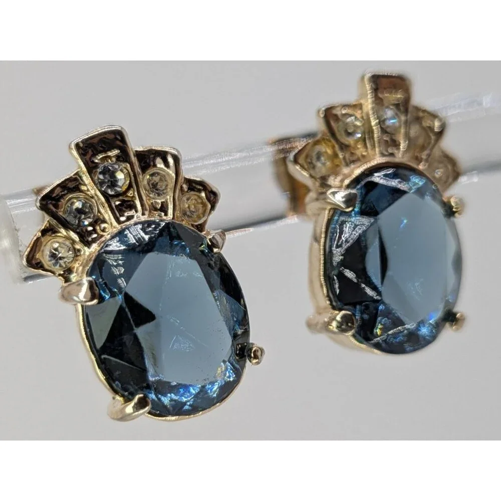 Vintage Blue Glass Stud Earrings Clear Rhinestone Crown Gold Tone Pierced 15mm